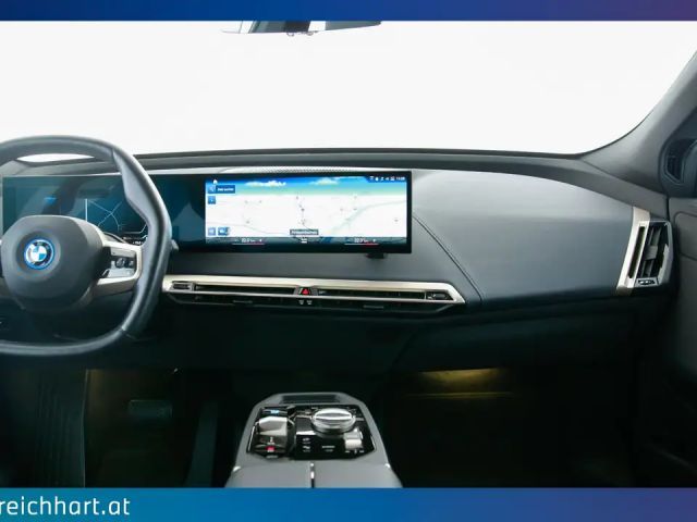 BMW iX xDrive40