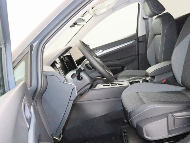 Volkswagen Golf 1.5 eTSI Golf VIII Life