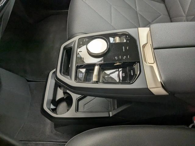 BMW iX xDrive40