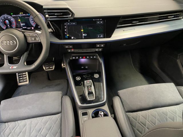 Audi A3 35 TFSI S-Line S-Tronic Sportback