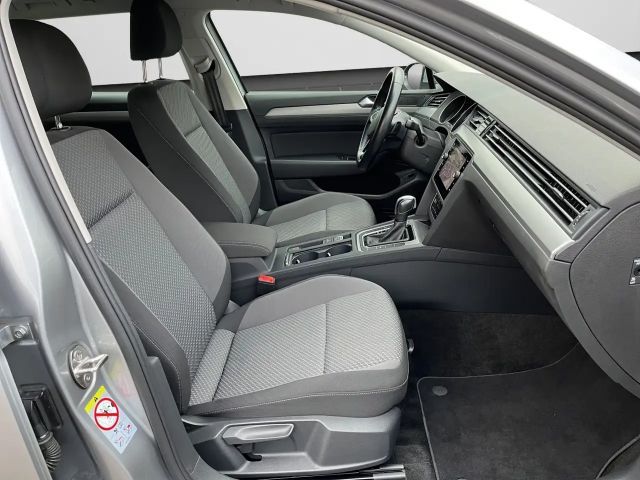 Volkswagen Passat 1.5 TSI DSG Variant