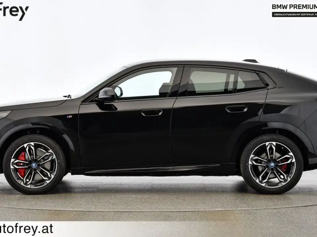 BMW iX2 xDrive30