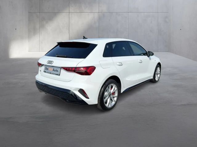 Audi A3 45 TFSI Hybride S-Line Sedan