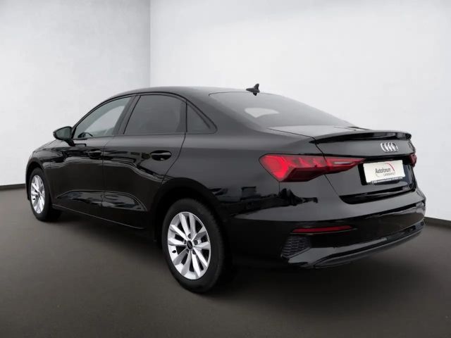 Audi A3 30 TDI Sedan