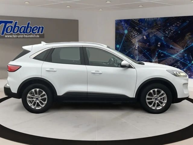 Ford Kuga Ganzjahresreifen + Winter-Paket