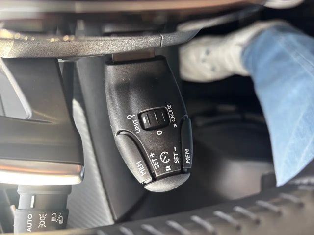 Peugeot 208 Executive