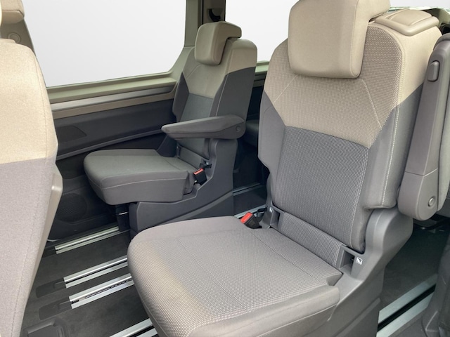 Volkswagen Multivan 2.0 TDI DSG Lang Life T7