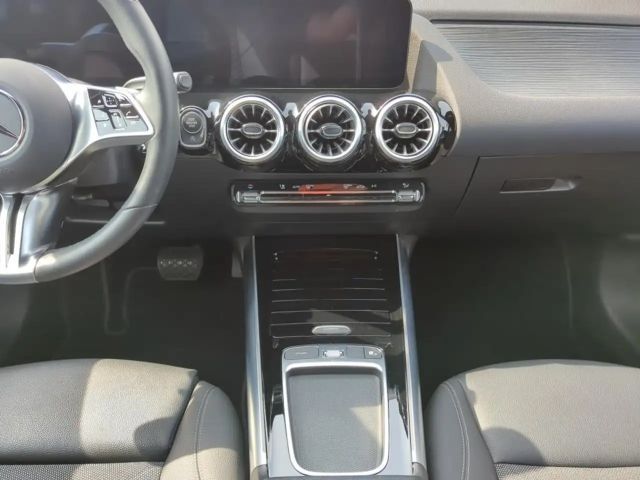 Mercedes-Benz B 200 Progressive