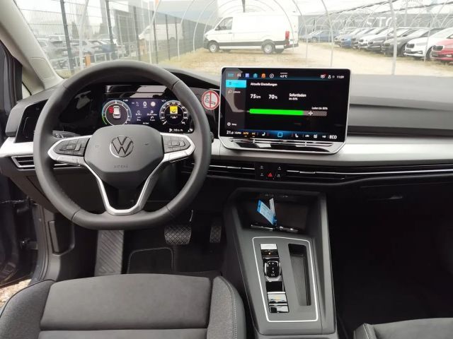 Volkswagen Golf DSG eHybrid