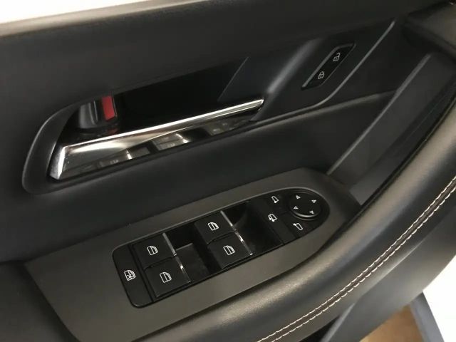 Mazda CX-60 Homura e-Skyactiv