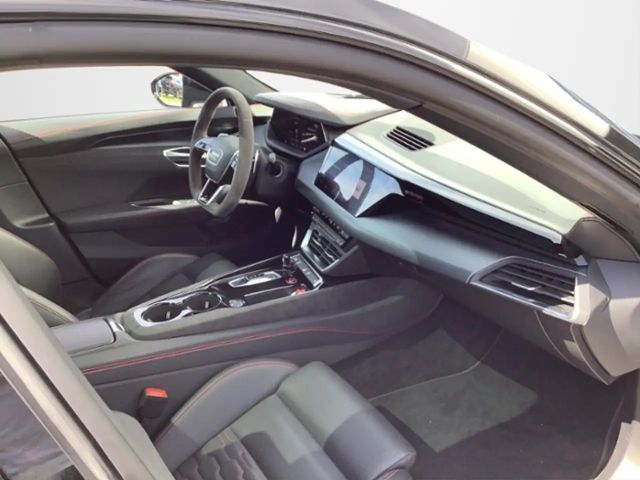 Audi RS e-tron GT +RS-DESIGNPAKET ROT+MATRIX+HU+