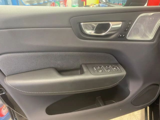 Volvo XC60 AWD Plus T8