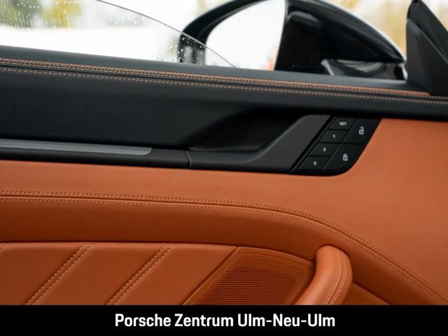 Porsche 992 4 Cabrio Carrera GTS