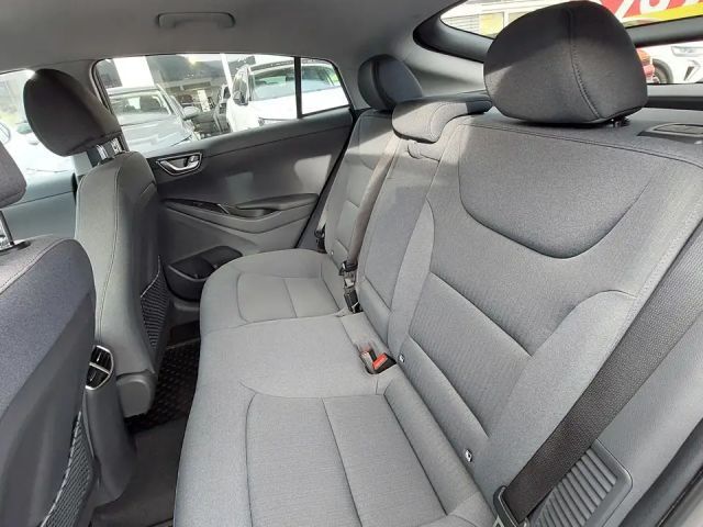 Hyundai Ioniq Plug-in