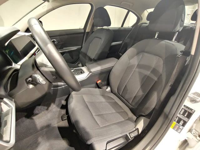 BMW 330 330e Comfort pakket Sedan