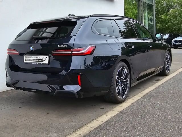 BMW 520 520i M-Sport Touring