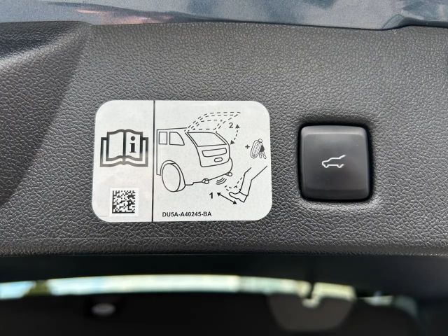 Ford Kuga Plug in Hybrid ST Line X