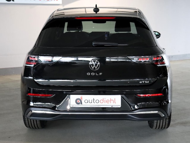 Volkswagen Golf 1.5 eTSI DSG Golf VIII