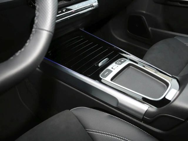 Mercedes-Benz GLB 200 AMG Line GLB 200 d