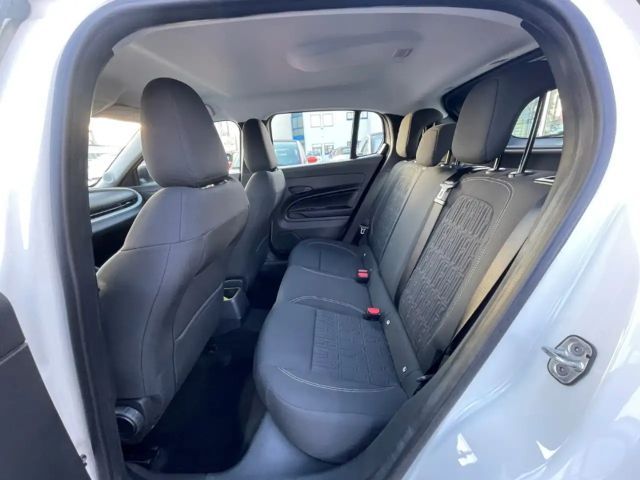 Fiat 600e +CARPLAY+KAMERA+TOTWINKEL+SITZH+KEYLESS+KLIMAAUTO+