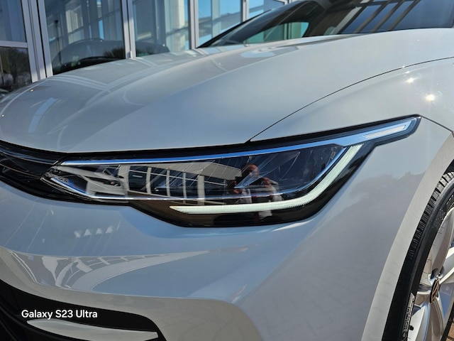 Volkswagen Golf 1.5 eTSI DSG Life Variant