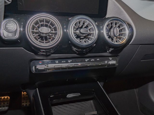 Mercedes-Benz GLA 250 4MATIC