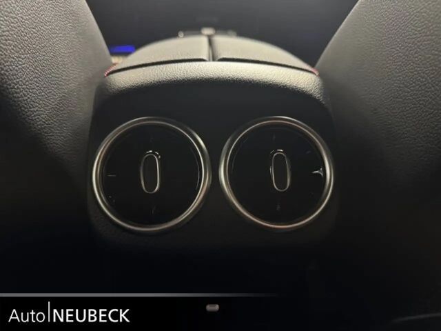 Mercedes-Benz A 250 4MATIC AMG Line Premium