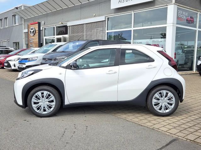 Toyota Aygo X 1.0 VVT-i Business Hatchback