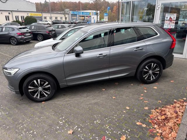 Volvo XC60 Momentum
