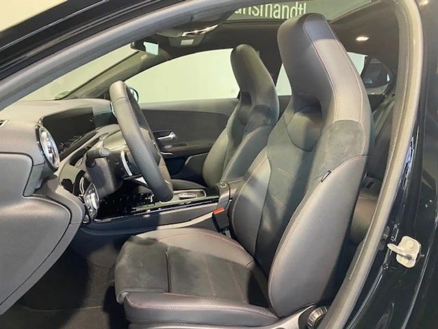 Mercedes-Benz A 200 AMG Line