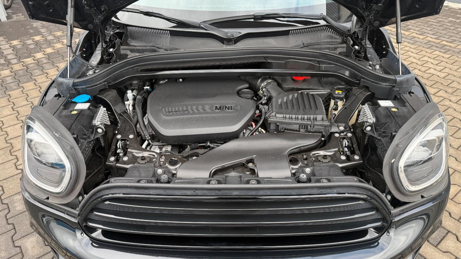 MINI Cooper D Countryman JKW Trim LED Navi Kam DAB