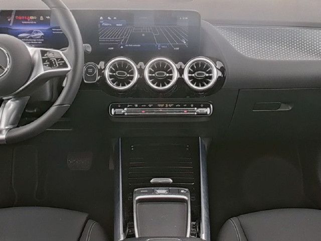 Mercedes-Benz EQA 300 4MATIC