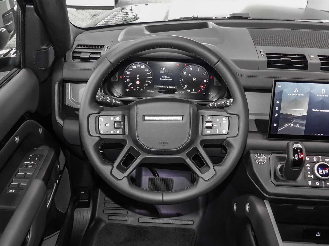 Land Rover Defender 110