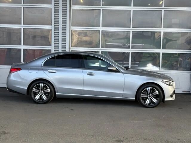 Mercedes-Benz C 200 AVANTGARDE C 200 d Sedan