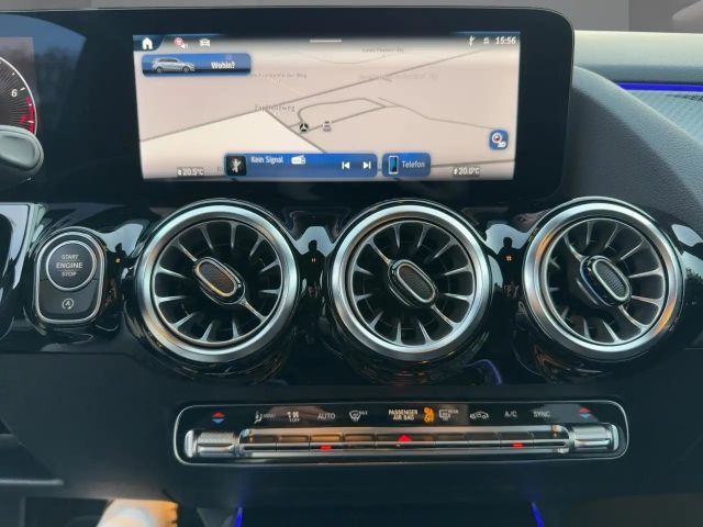 Mercedes-Benz B 200 AMG Line Sedan