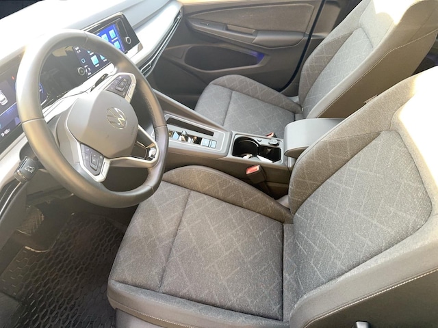 Volkswagen Golf 1.0 TSI DSG