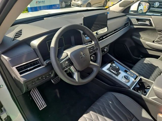 Mitsubishi Outlander 4WD PHEV