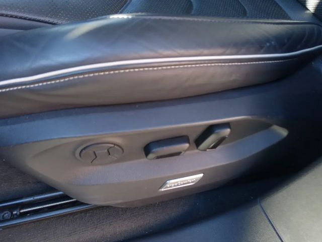 Volkswagen Touareg 4Motion Elegance Elegance