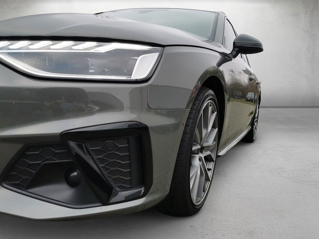 Audi A4 40 TFSI Avant Quattro S-Line S-Tronic