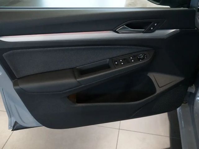 Volkswagen Golf 1.5 TSI Life