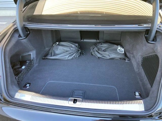 Audi A8 60 TFSI Hybride Quattro