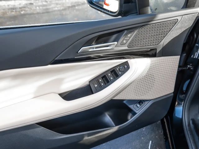 BMW 218 218d Active Tourer Luxury Line