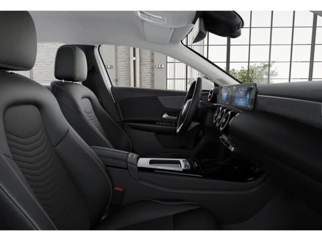 Mercedes-Benz A 250 A 250 e