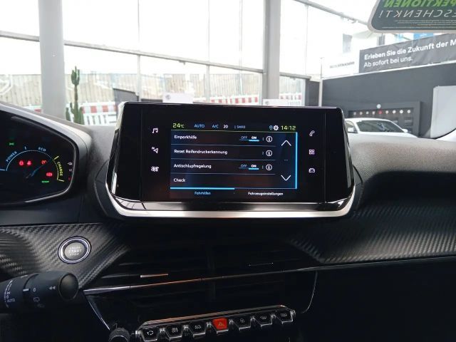 Peugeot E-2008 Active Pack