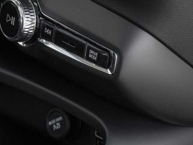 Volvo XC40 R-Design Recharge