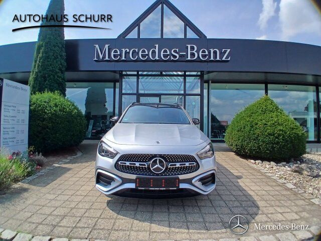 Mercedes-Benz GLA 180 
