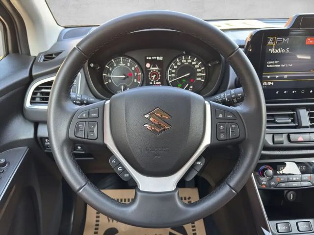 Suzuki S-Cross AllGrip Hybrid