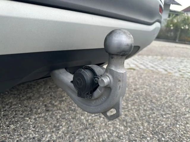 Mercedes-Benz GLB 200 Advantage GLB 200 d