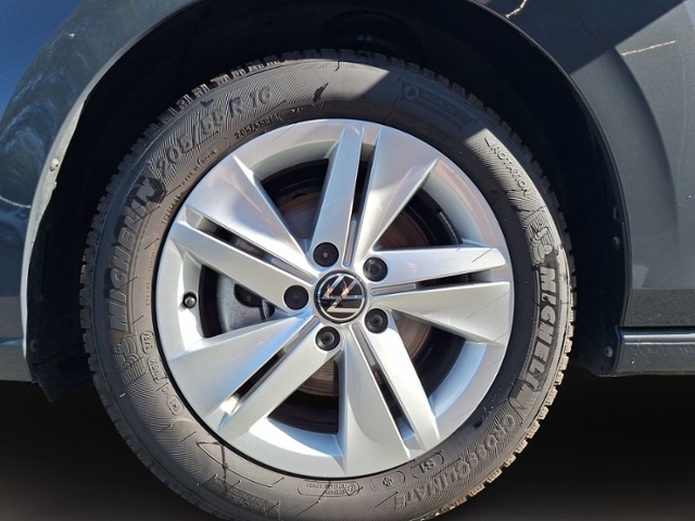 Volkswagen Golf 1.5 eTSI DSG Golf VIII