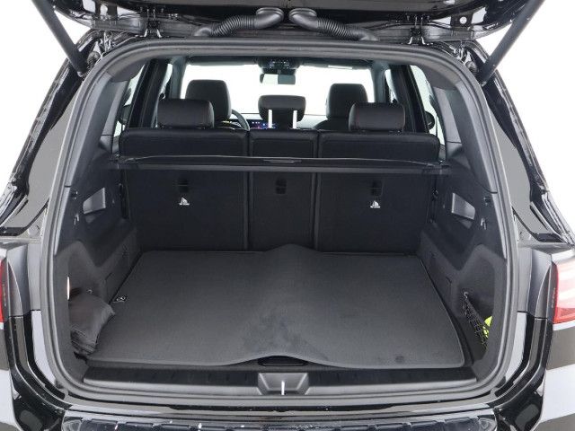 Mercedes-Benz GLB 180 